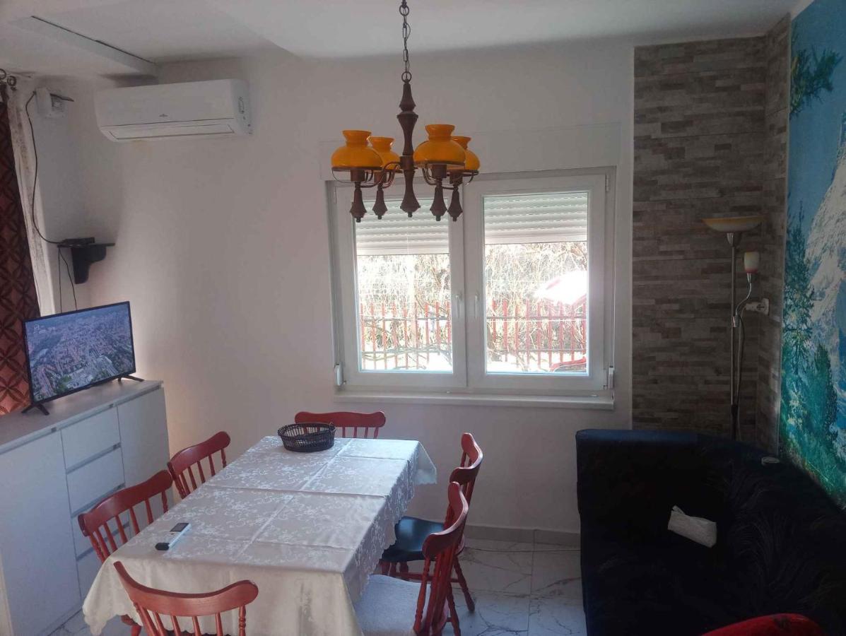 Holiday Home In Balatonfenyves 18465 Exterior foto
